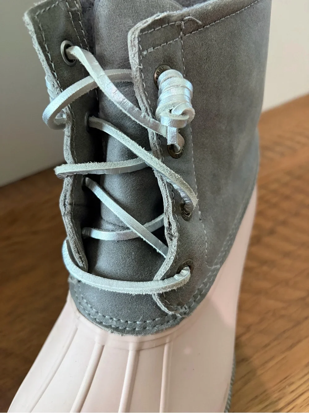 Sperry Waterproof Duck Boots in Light Pink and Gray-Green *ladies